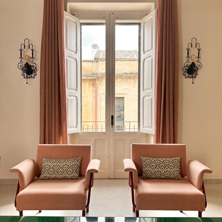Damarosa Suite - Luxurious 2 Bedroom - Two-Bedroom Apartment - 2