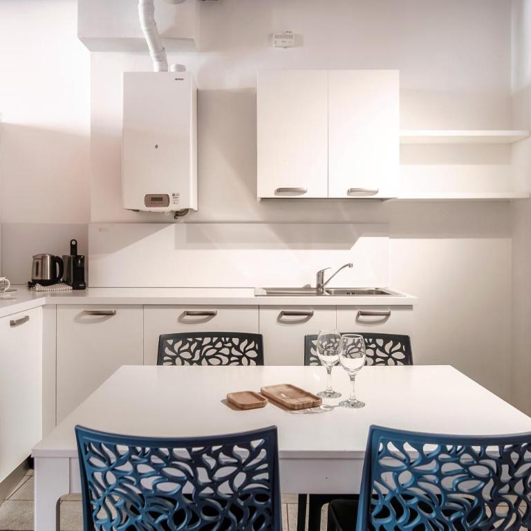 Apollo at Como Duomo - Two-Bedroom Apartment - 10