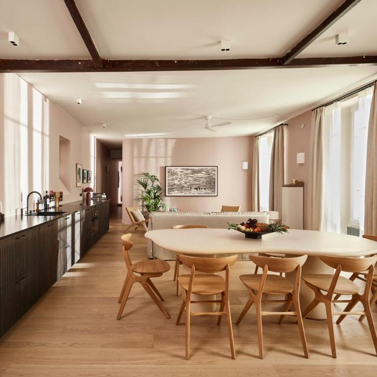 Marais - 4 pièces de 115 m2 - grand salon convivial - Appartement 3 Chambres - 13