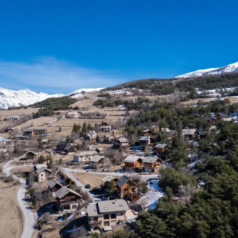 Parenthèse Alpine - Poêle à bois - Calme - Parking - Chalet mit 3 Schlafzimmern - 35