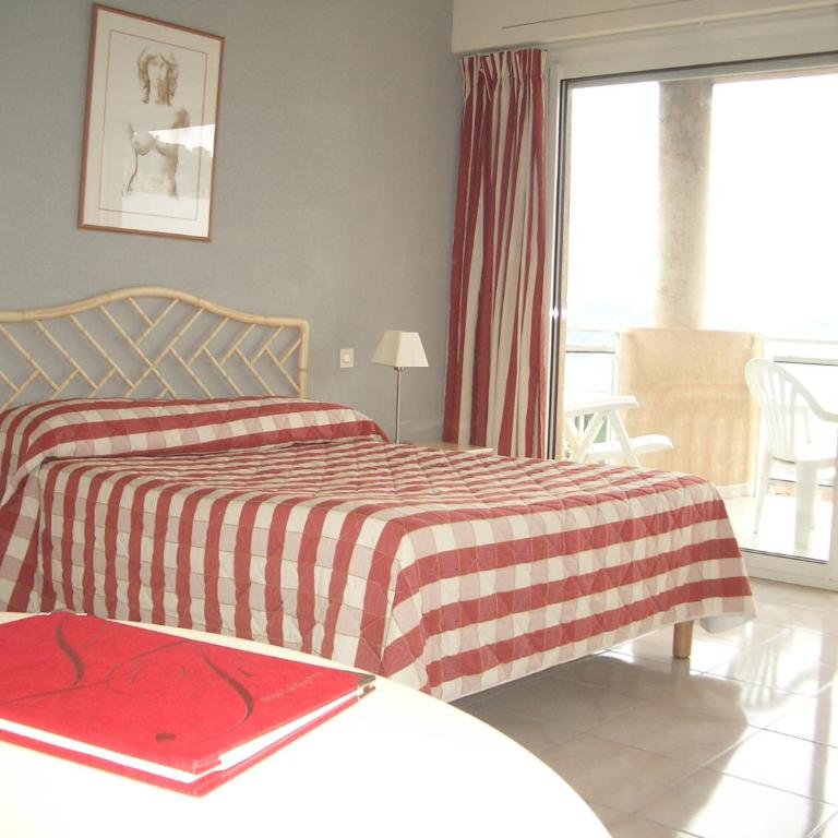 Hôtel La Flore - Chambre Familiale avec Vue sur Mer - 7