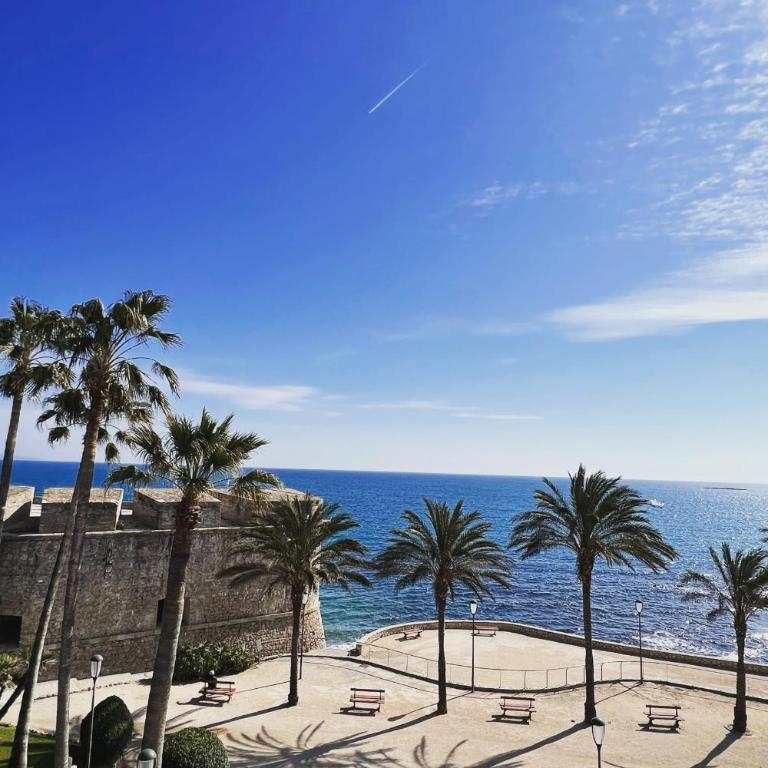 Antibes sea view near Ilette - Sleeps 4 - Parking - Appartement - 1