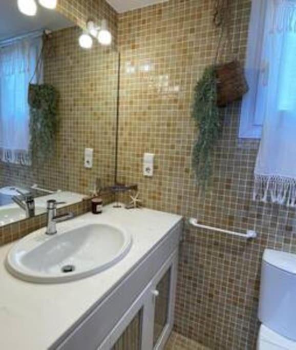 AP-4 XimoApartments A Primera Línea de Playa & Parking - Apartamento - 4
