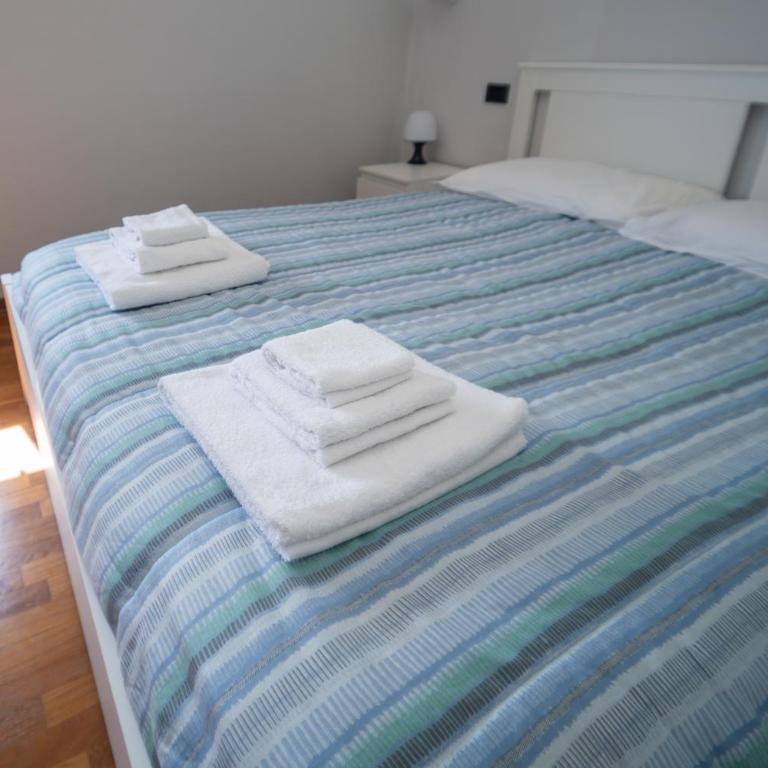 Appartamento 10 minuti da Milano - Appartamento con 2 Camere da Letto - 2