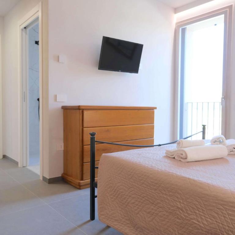 Case VR Holiday - ResiRenza - Villa con 3 Camere da Letto - 8