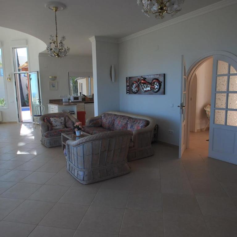 Seaview whole villa - Villa - 42