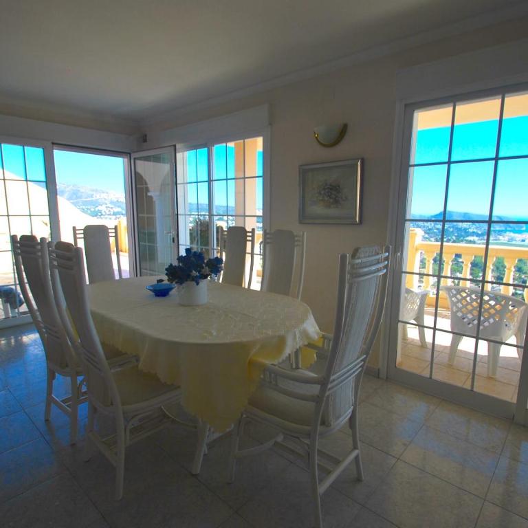 Seaview whole villa - Villa - 64