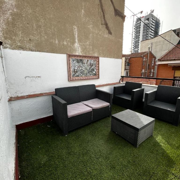 Apartamento con terraza céntrico moderno. Nuevo. - Apartamento de 1 dormitorio - 20