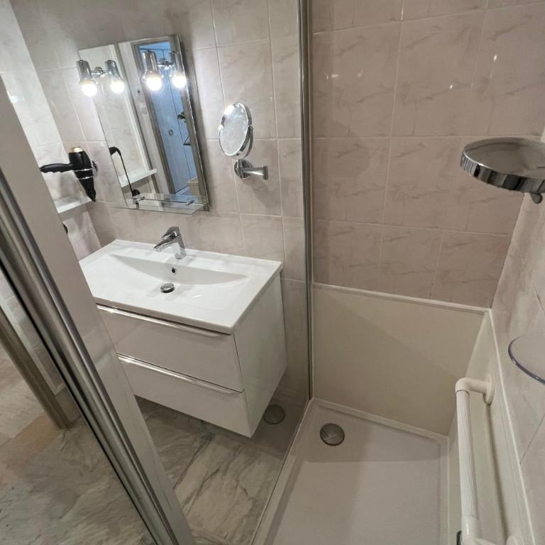 Antibes - 4 People - Parking - Terrace - Appartement - 14