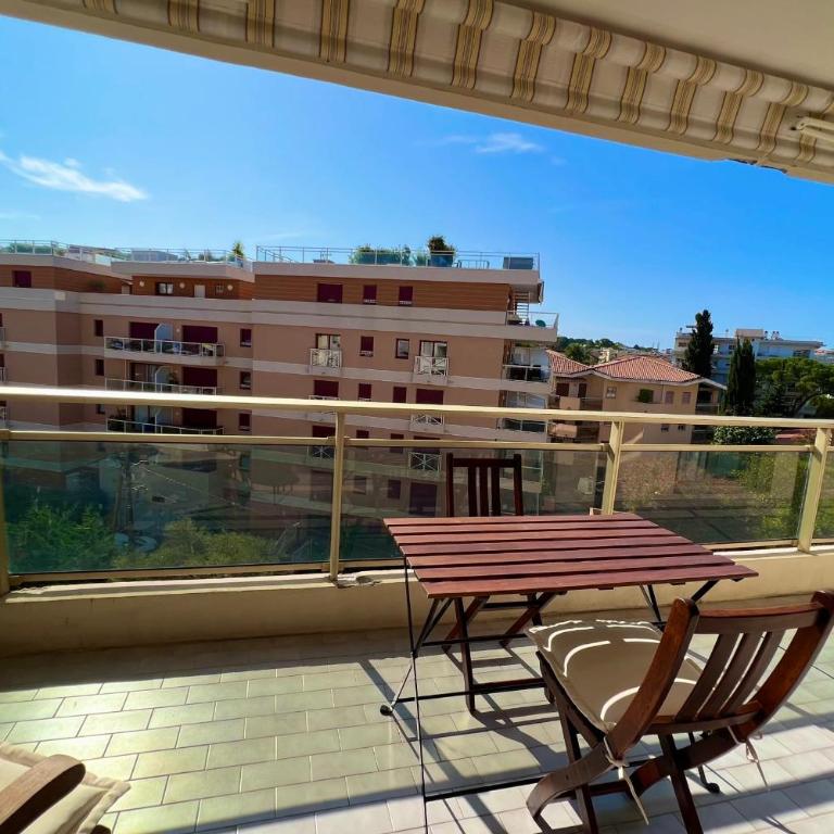 JUAN LES PINS - TOWN CENTER - 4 people - Appartement - 9