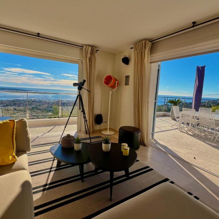 Vallauris Sea View - Villa - 8 people - Swimming pool - Villa - 4