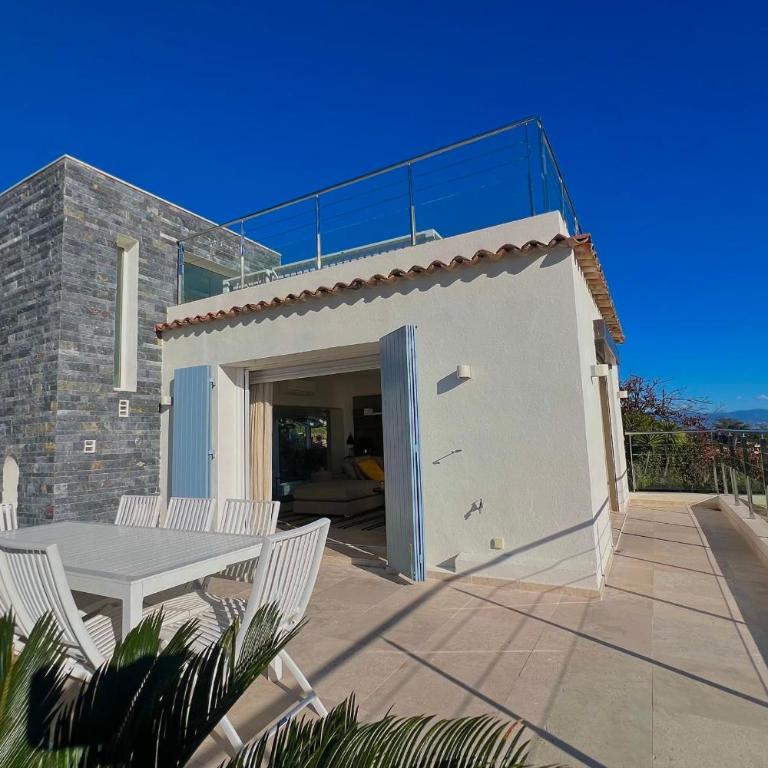 Vallauris Sea View - Villa - 8 people - Swimming pool - Villa - 17