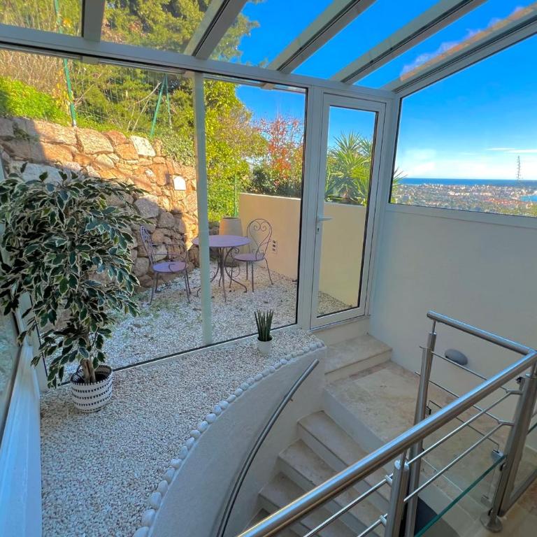 Vallauris Sea View - Villa - 8 people - Swimming pool - Villa - 50