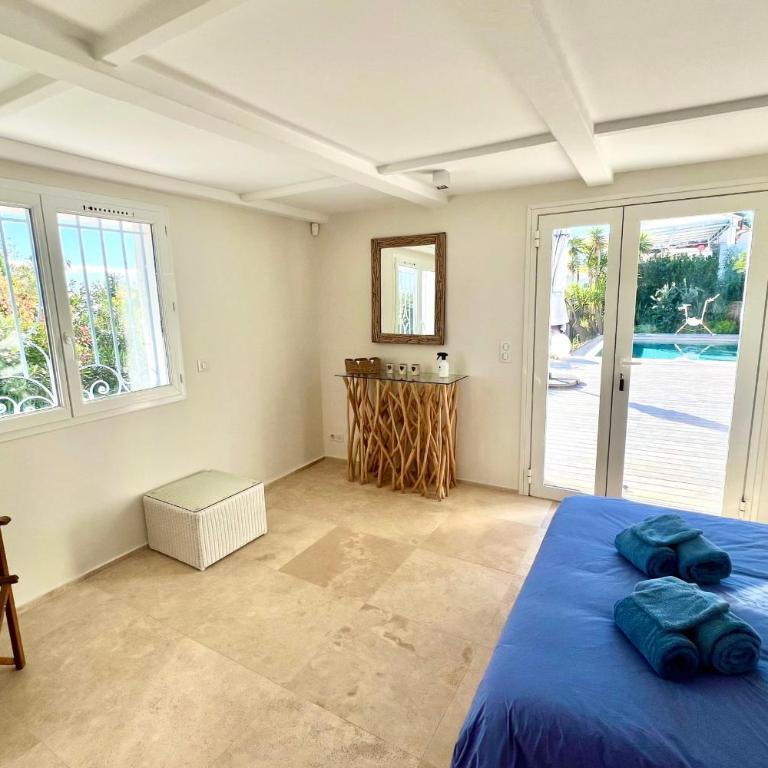 Vallauris Sea View - Villa - 8 people - Swimming pool - Villa - 54