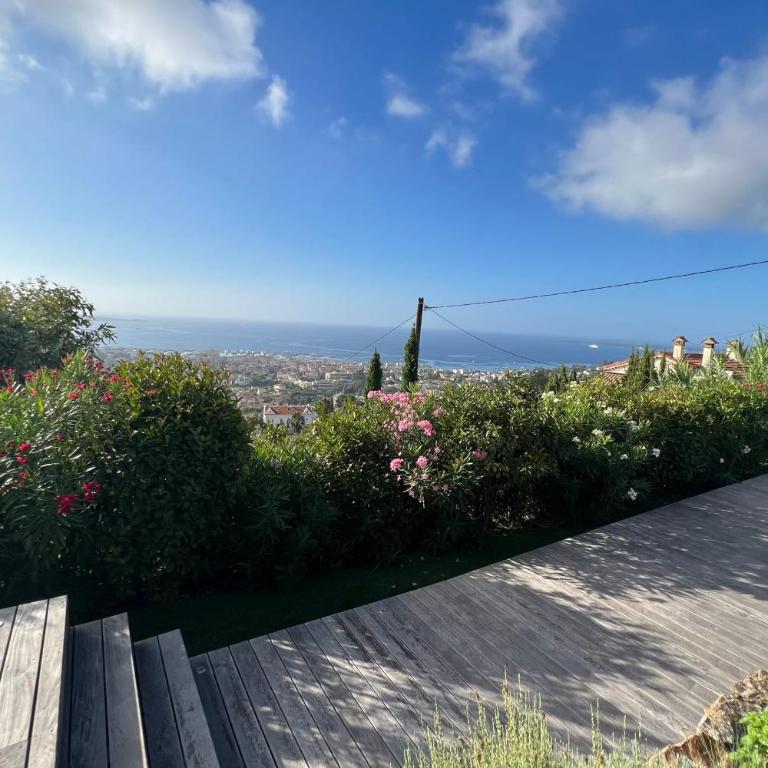Vallauris Sea View - Villa - 8 people - Swimming pool - Villa - 55