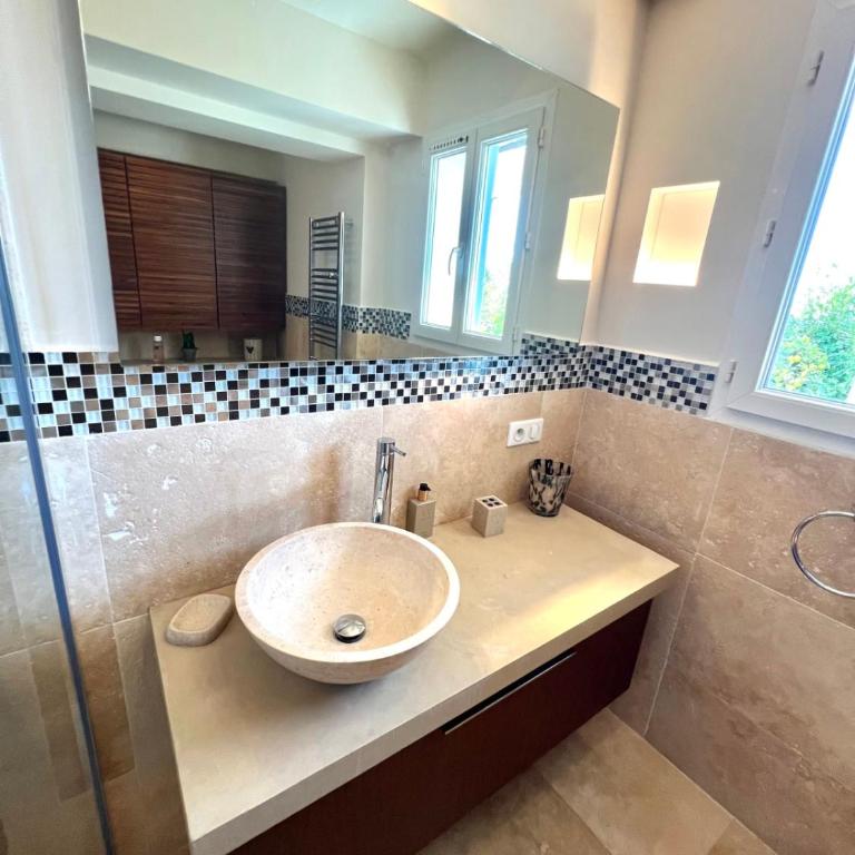 Vallauris Sea View - Villa - 8 people - Swimming pool - Villa - 67