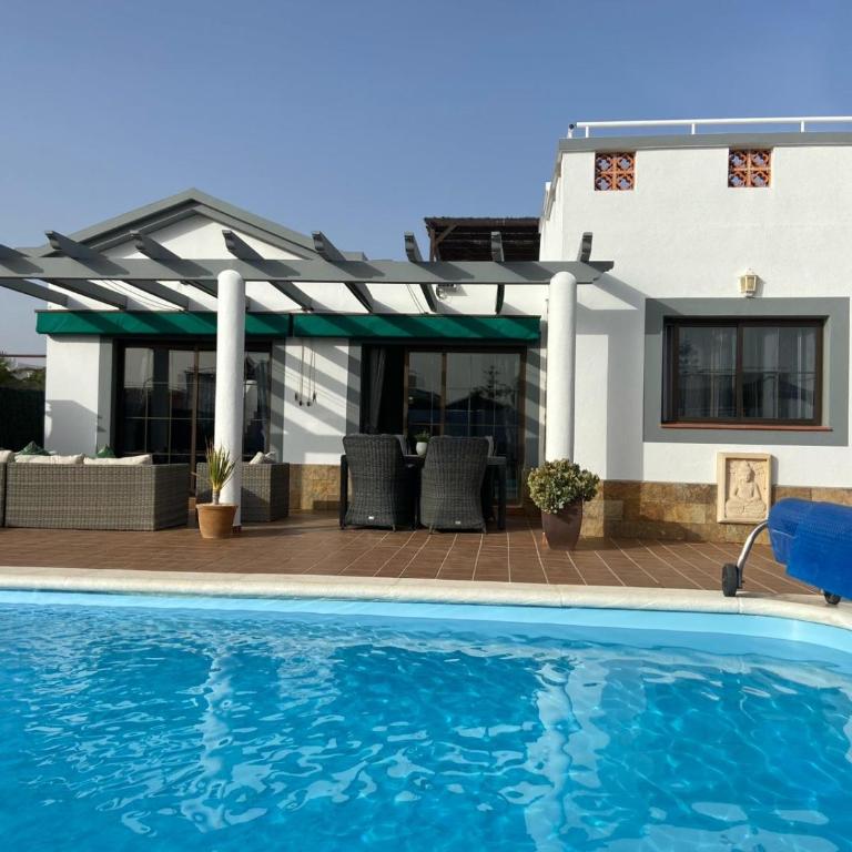 Villa 20 - Villa - 1