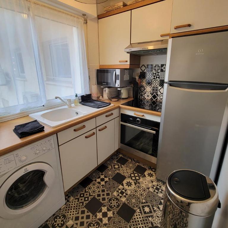Appartement Cocon, centre St Raphaël, plage à 1min - Apartment mit 1 Schlafzimmer - 4