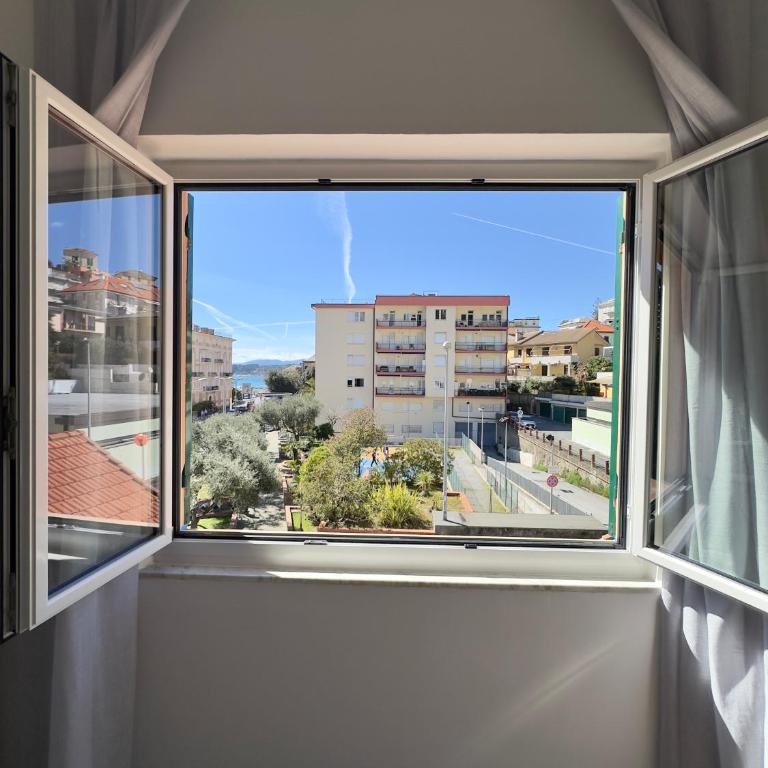 Appartamento La Mola - Apartment with Balcony - 12