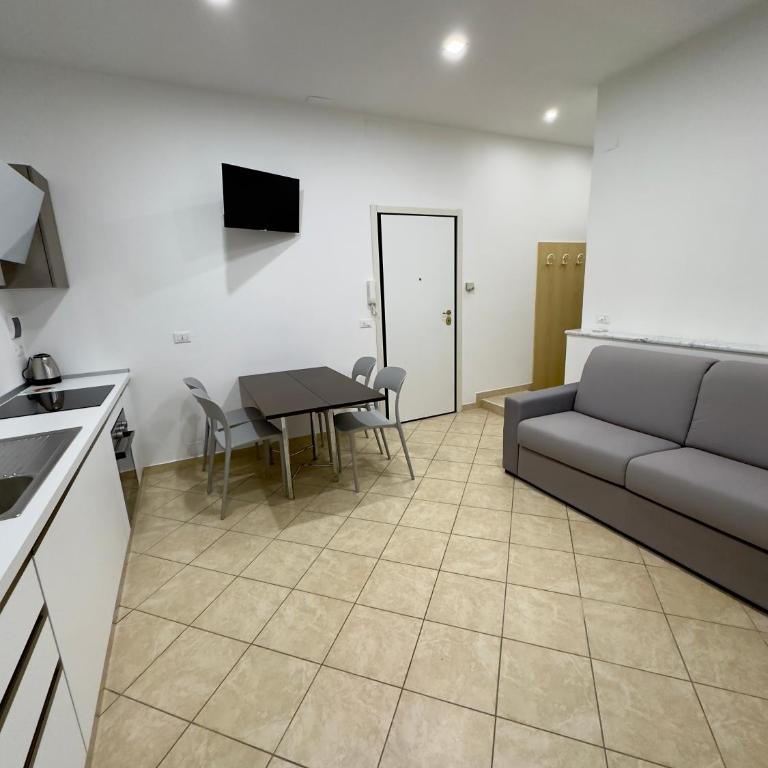 Appartamento La Mola - Apartment with Balcony - 3