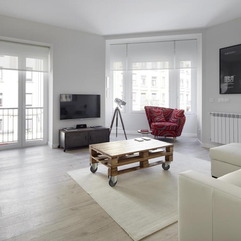 Zurriola Zinema by FeelFree Rentals - Apartamento de 2 dormitorios - 2