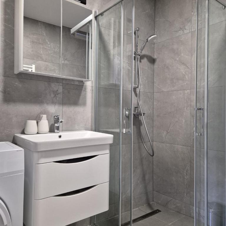 Apartman Nocturno Trebinje - One-Bedroom Apartment - 3