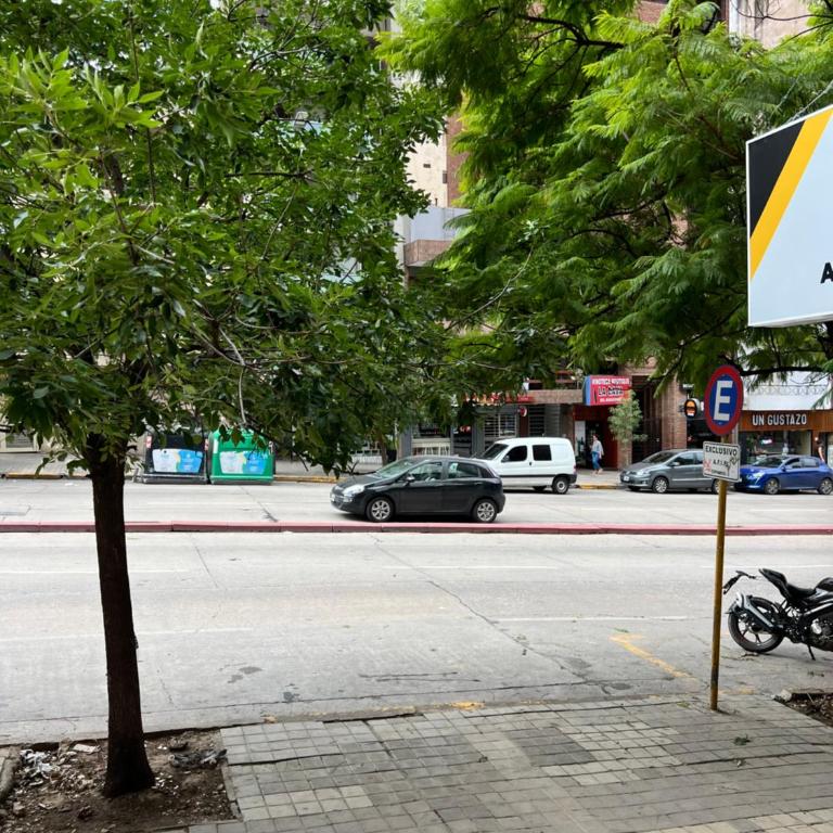 Bello Departamento PB en mejor zona de nva cba atencion personalizada - Queen Studio - 6