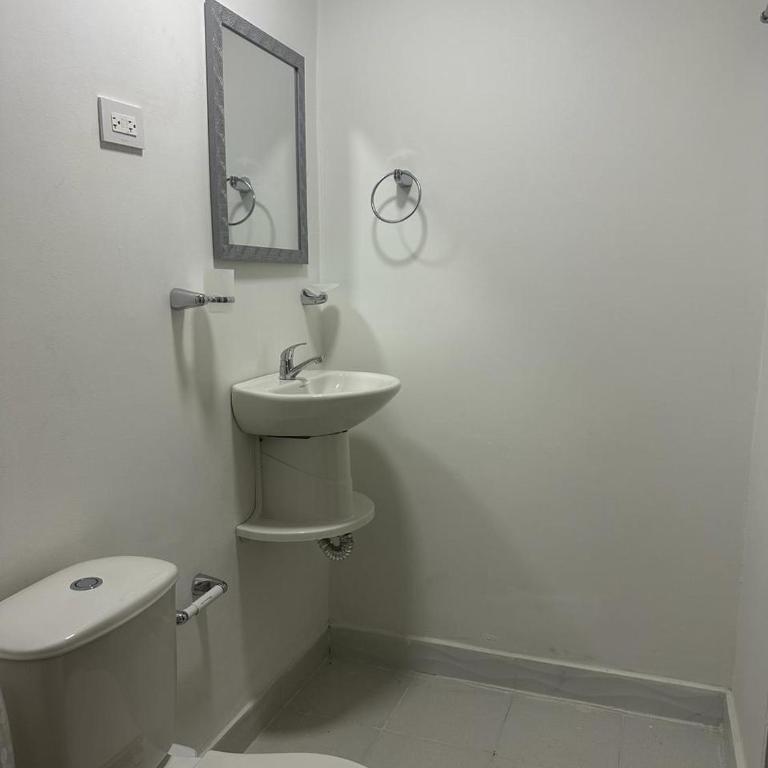 Leonor’s Guest House - Habitación Doble con baño privado - 9