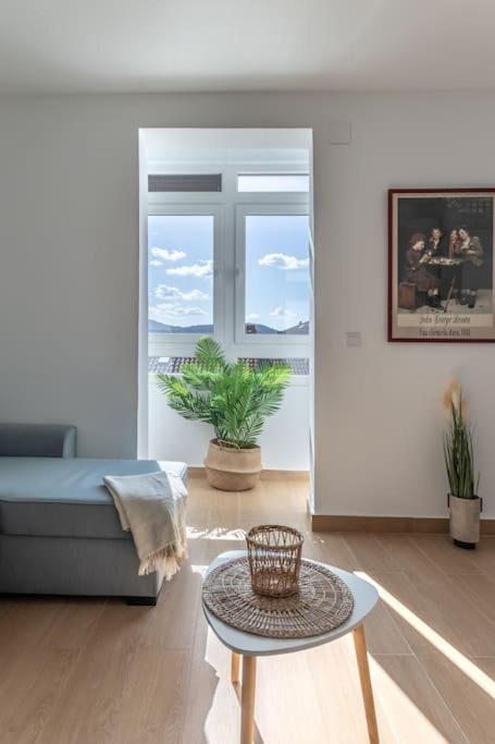 Piso renovado cerca del Ayuntamiento y del metro - Apartamento de 2 dormitorios - 29