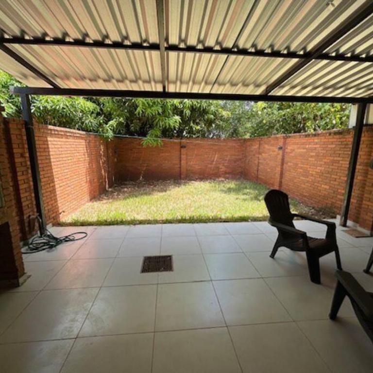 Duplex Aeropuerto c/cochera cerrada - Two-Bedroom House - 12