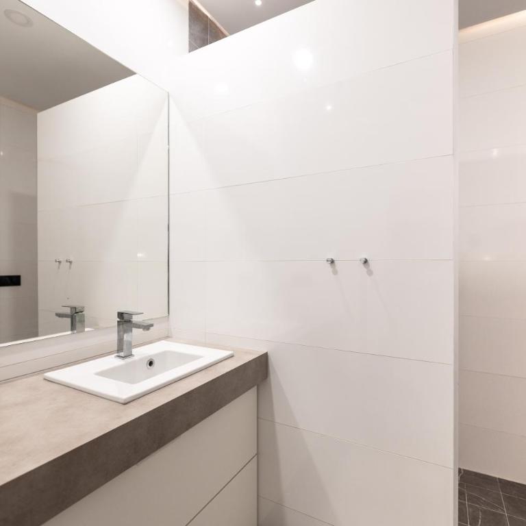 Aldea Blanca 2 BDRM Central Apt w Stunning Views - Two-Bedroom Apartment - 36