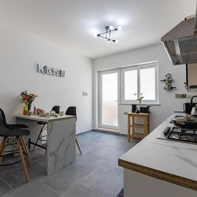 Panoramic apartment on the beach A/C - Appartamento con 2 Camere da Letto - 7