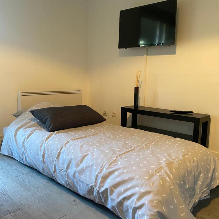 Beau studio proche mer, gare et commerces - Studio - 8
