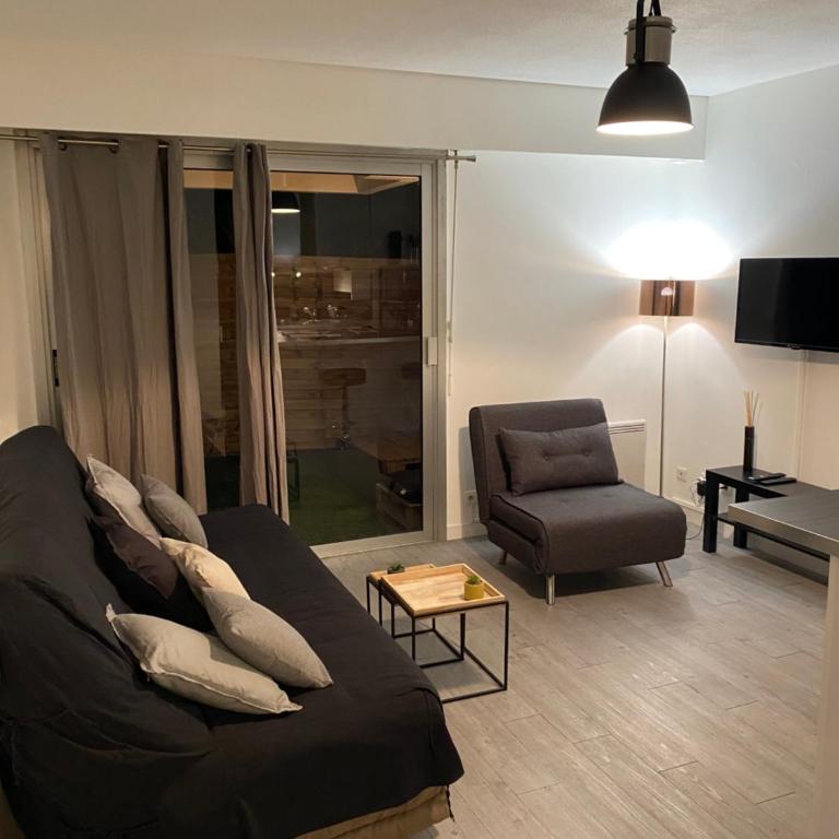 Beau studio proche mer, gare et commerces - Studio - 4