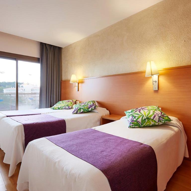 Hotel Samba - Habitación Familiar (3 adultos + 2 niños) - 2