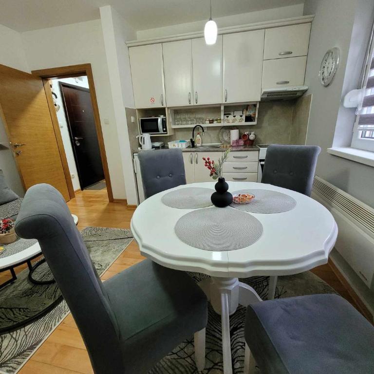 Apartman Bubili - One-Bedroom Apartment - 18