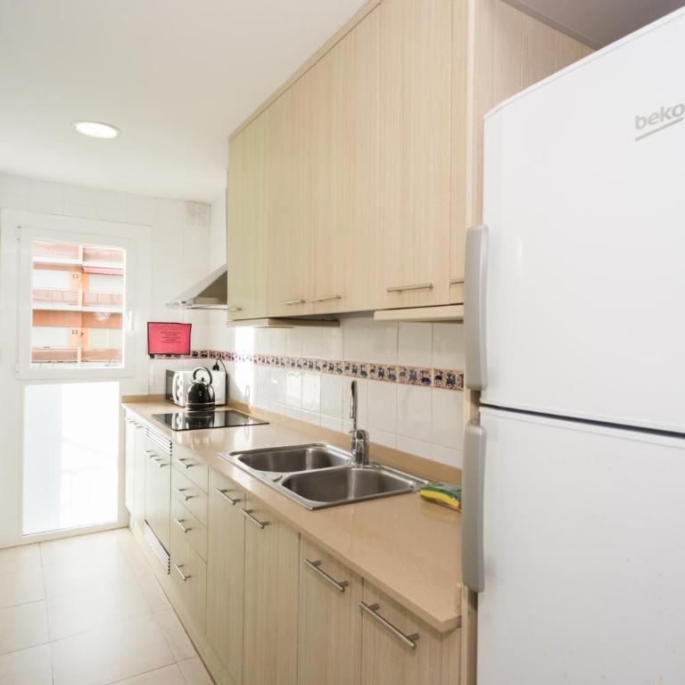 Apartamentos Blanes-Condal Costa Brava - Apartamento con terraza - 9
