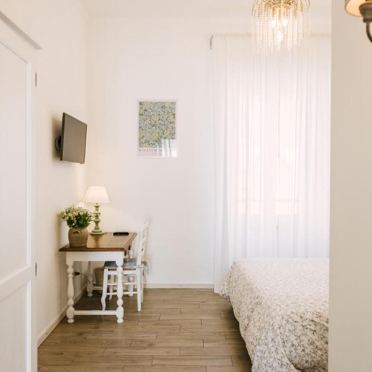 Casa Riva 1920 - Two-Bedroom Apartment - 24