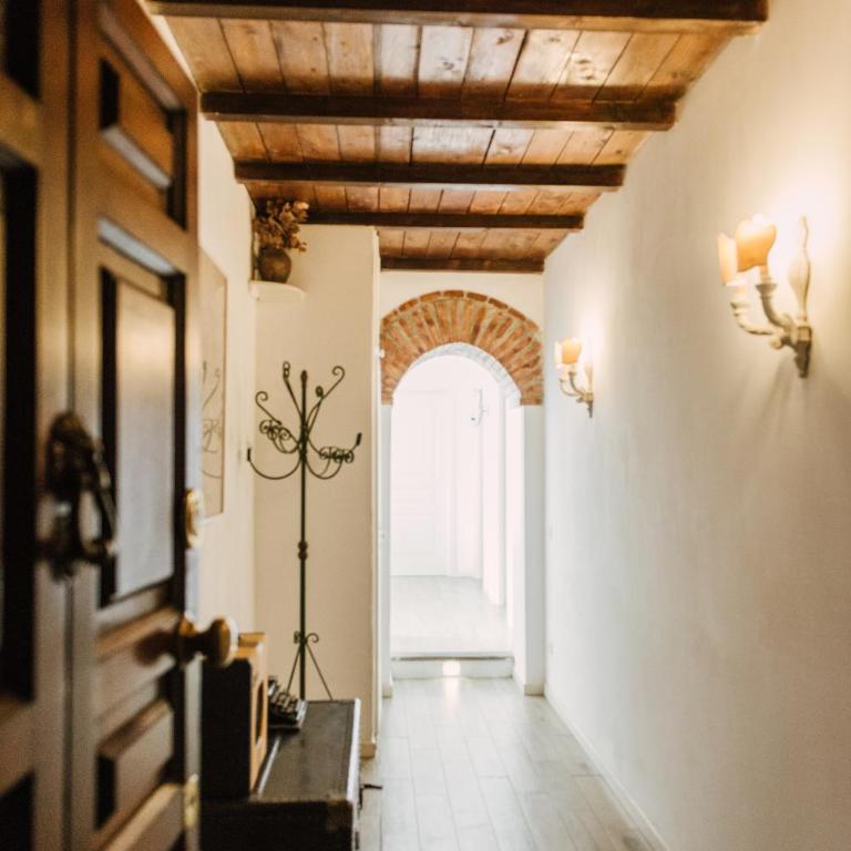 Casa Riva 1920 - Two-Bedroom Apartment - 39