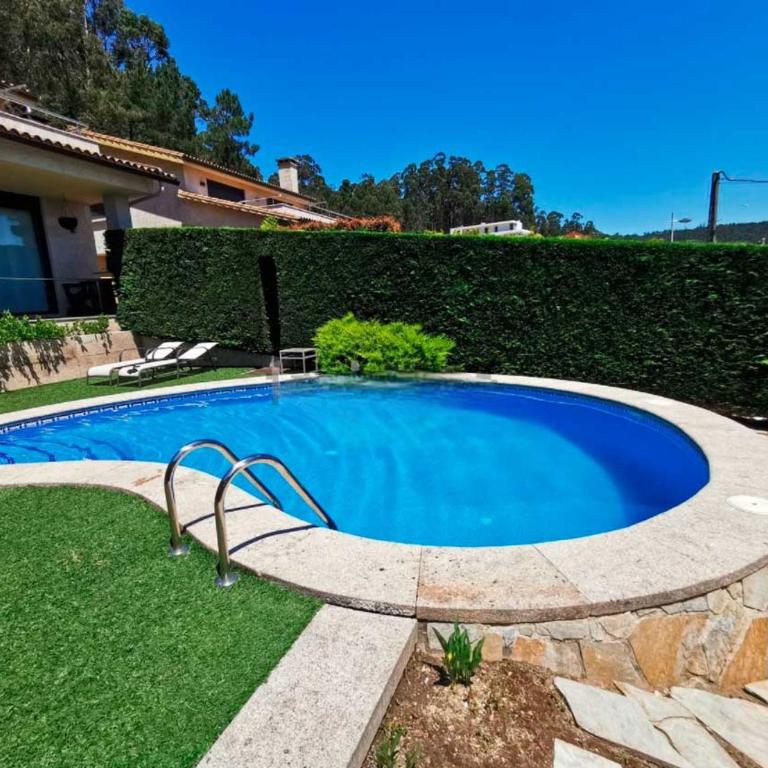 Casa con piscina Sanxenxo - Four-Bedroom House - 2
