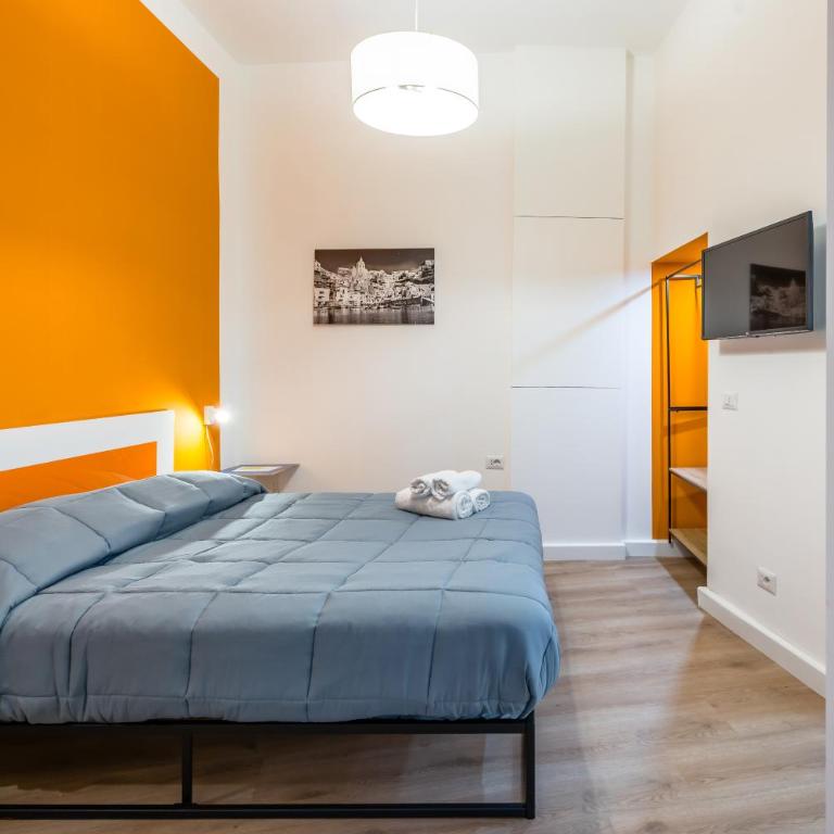 Lioy 25 by Napoliapartments - Camera Matrimoniale con Bagno Privato - 8