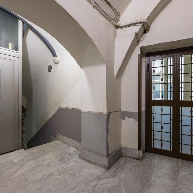 Lioy 25 by Napoliapartments - Camera Tripla con Bagno Privato - 3