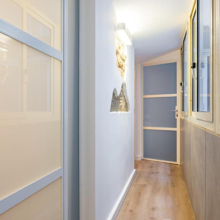 Lioy 25 by Napoliapartments - Camera Tripla con Bagno Privato - 5
