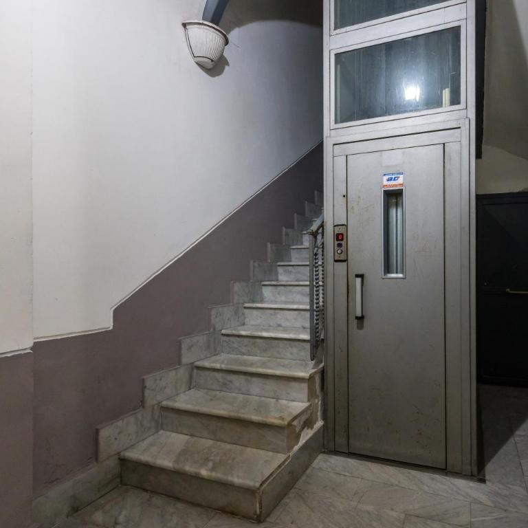Lioy 25 by Napoliapartments - Camera Tripla con Bagno Privato - 4
