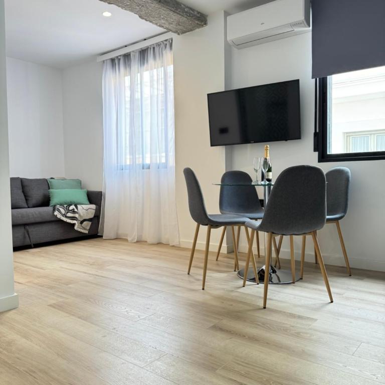 Apart-hotel Happy Life - One-Bedroom Apartment - 9