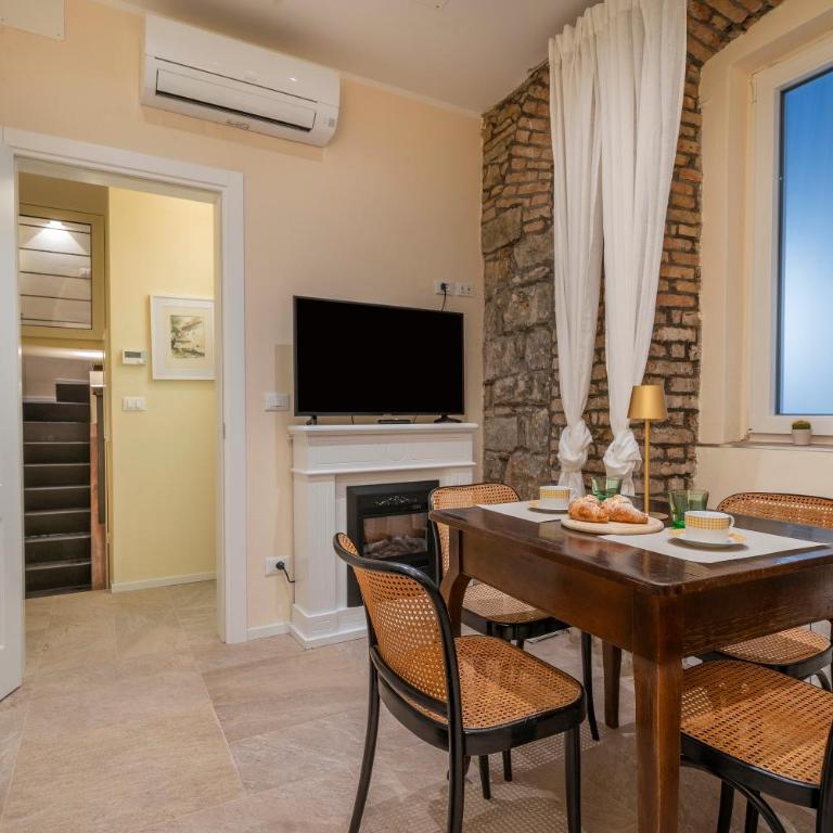 Chic Retreat - Appartamento con 2 Camere da Letto - 2