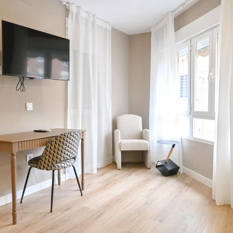 For You Rentals Amplia Casa temporal Madrid de 3 Dormitorios M VIL45 - Apartment - 8
