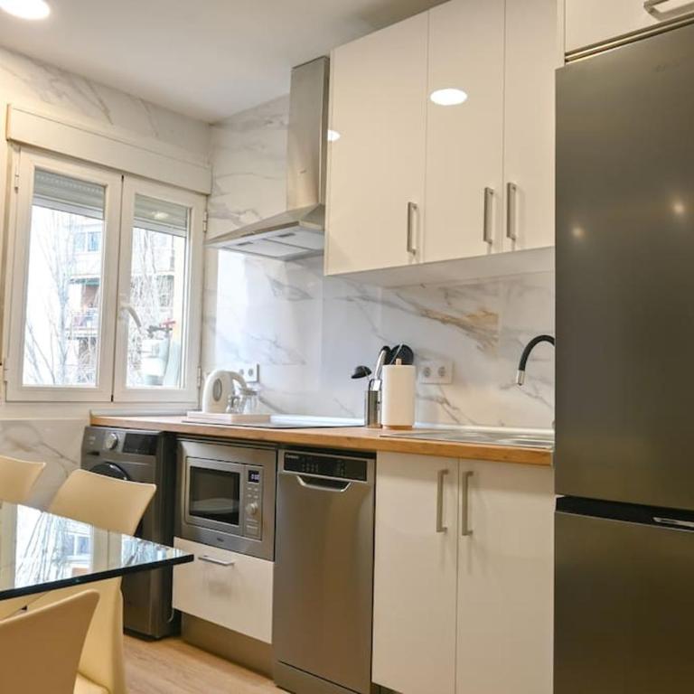 For You Rentals Amplia Casa temporal Madrid de 3 Dormitorios M VIL45 - Apartment - 16