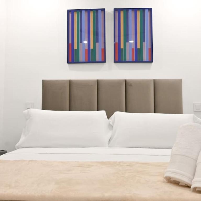 For You Rentals Amplia Casa temporal Madrid de 3 Dormitorios M VIL45 - Apartment - 40