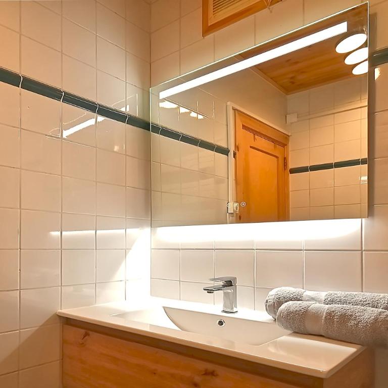 Le Cocoøn, balcon, vue station - Appartement 1 Chambre - 8